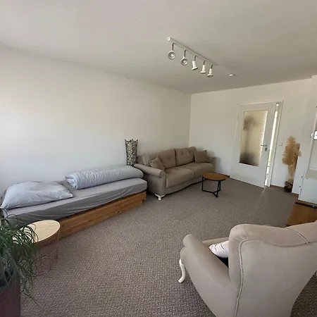 Og Naturnah Parkplatz Wlan Apartment Feucht